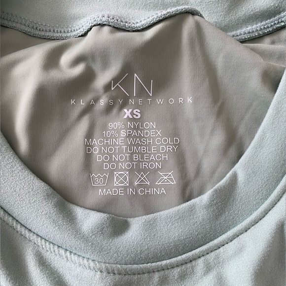 New without tags! T-Shirt Brami Crop in Mint from Klassy Network - Picture 6 of 8